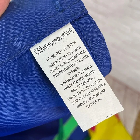 Showerart under water themed 3D shower curtain - Picture 7 of 8